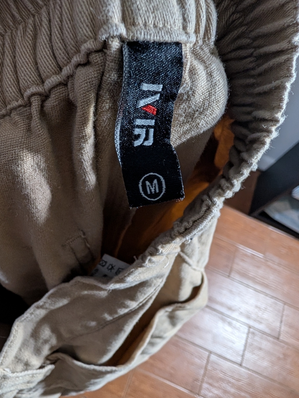 IVIR High Waisted Cargo Pants Y2K-inspired streetwear. Size M - Picture 7 of 8